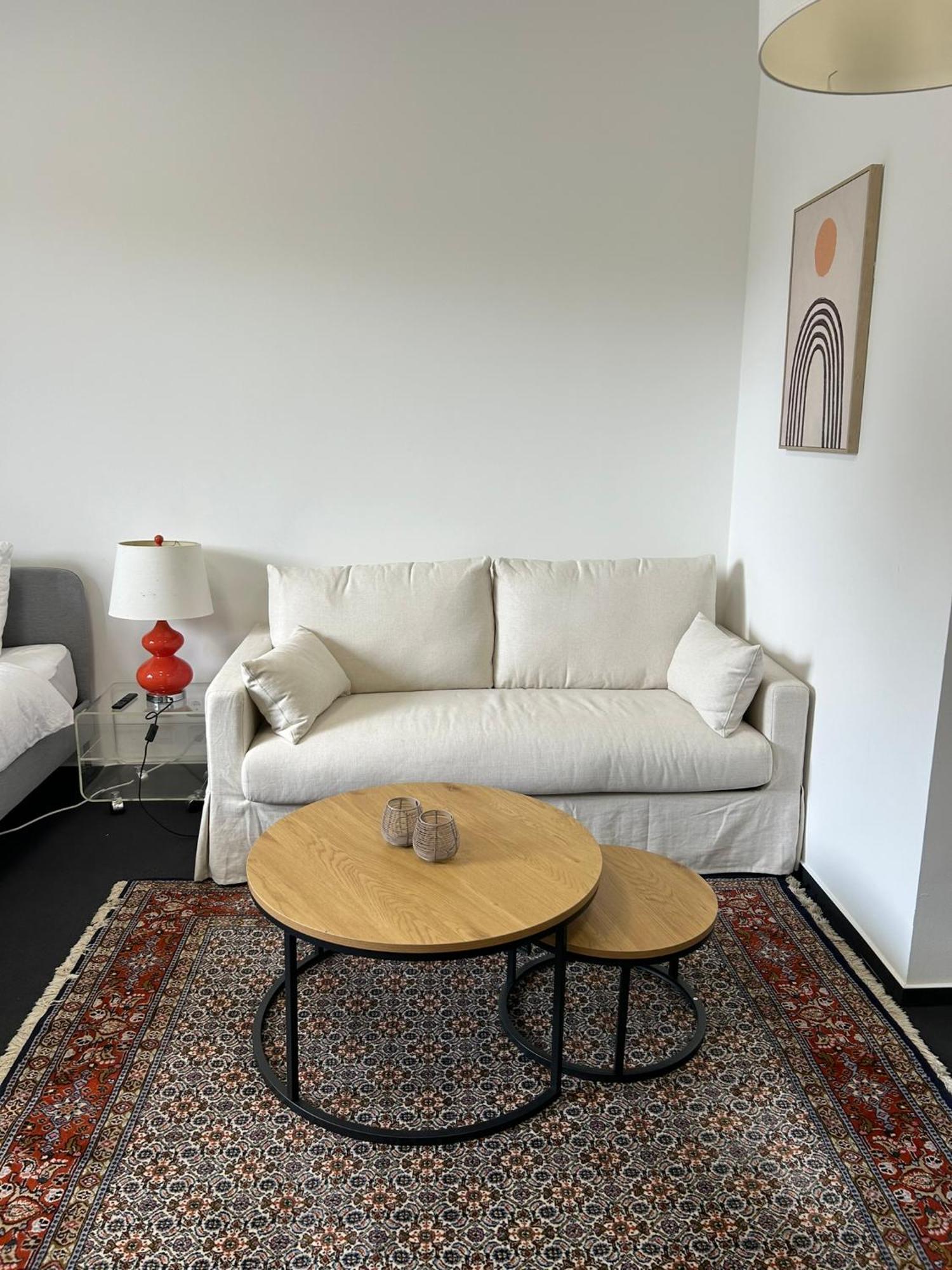 35 Qm Grosses Apartment Mit Eigenem Badezimmer In Den Elbvororten Hamburg Bagian luar foto