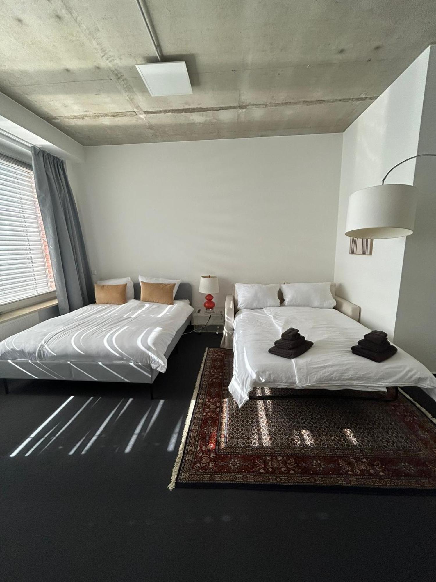 35 Qm Grosses Apartment Mit Eigenem Badezimmer In Den Elbvororten Hamburg Bagian luar foto