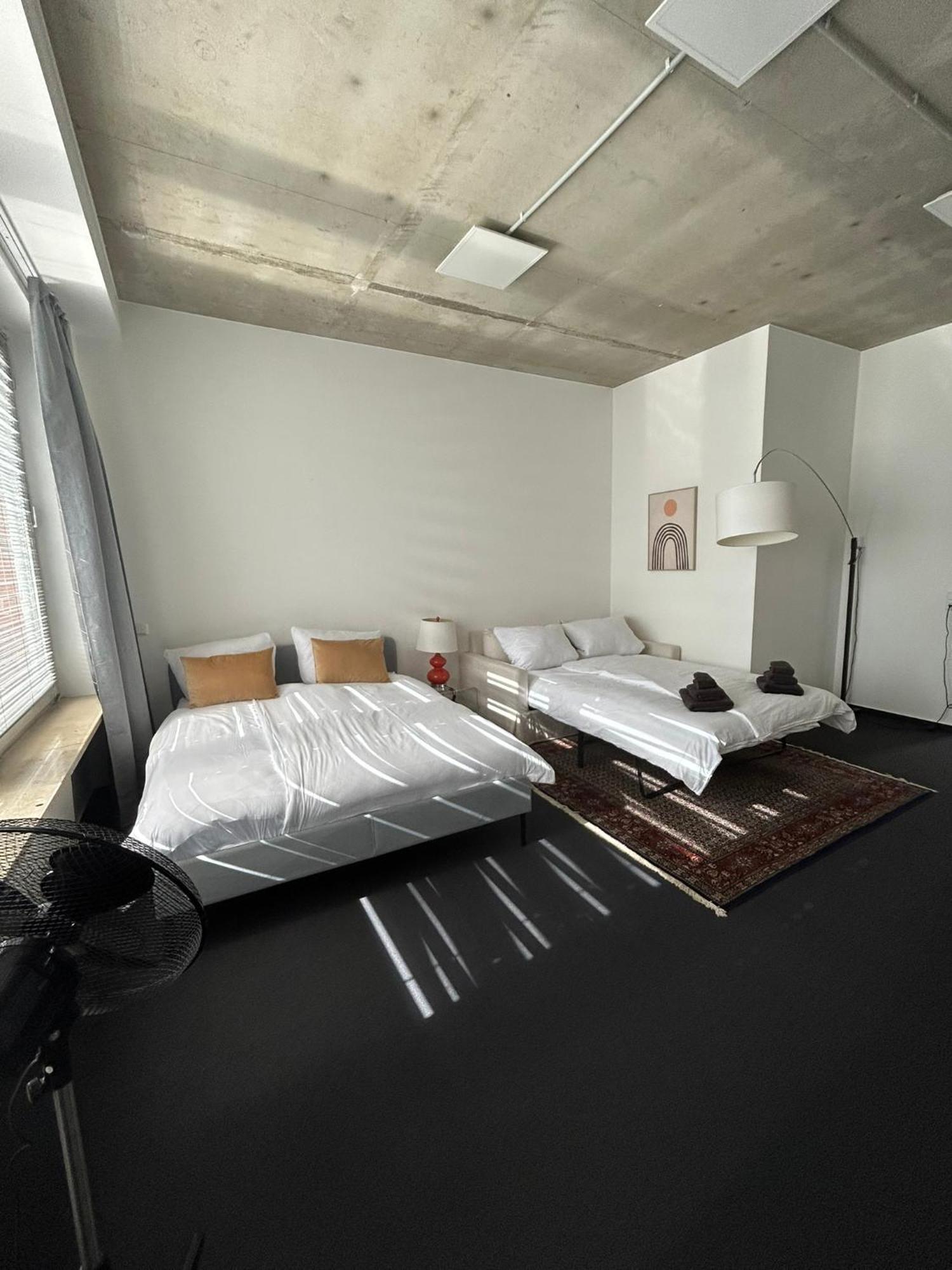 35 Qm Grosses Apartment Mit Eigenem Badezimmer In Den Elbvororten Hamburg Bagian luar foto